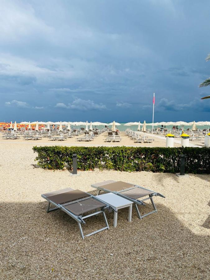 Marino1958 Rta Hotel Numana Exterior photo